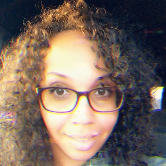 Meet your Posher, Ocieanna - Picture 1 of 1